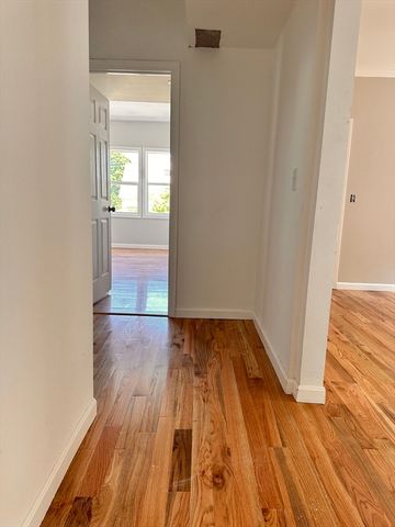 524 Howard St 2, Lawrence, MA 01841