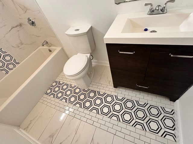 524 Howard St 2, Lawrence, MA 01841
