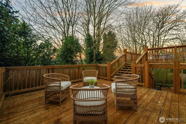 3810 S Sunny View Drive, Seattle, WA 98118