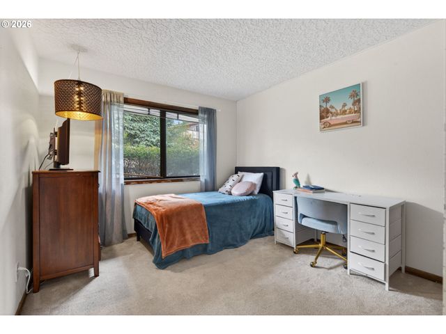 3138 Ne 158TH Ave, Portland, OR 97230