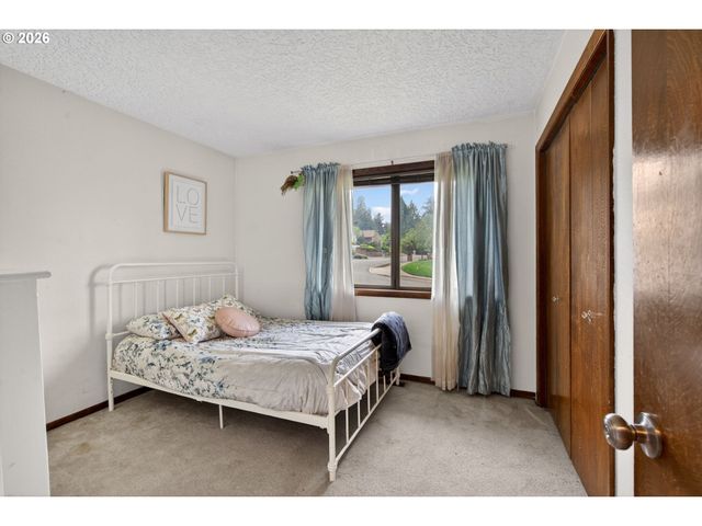 3138 Ne 158TH Ave, Portland, OR 97230