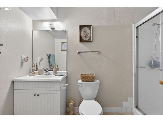 3138 Ne 158TH Ave, Portland, OR 97230