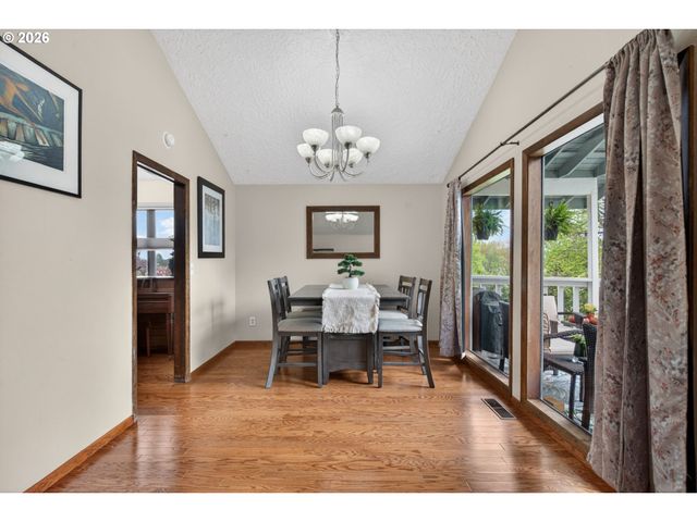 3138 Ne 158TH Ave, Portland, OR 97230