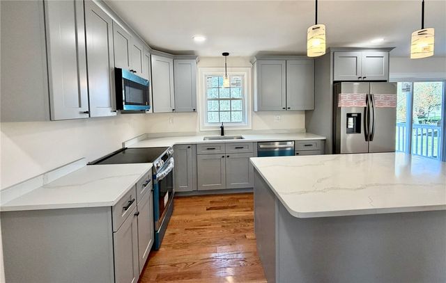 378 Gauthier Drive, Woonsocket, RI 02895