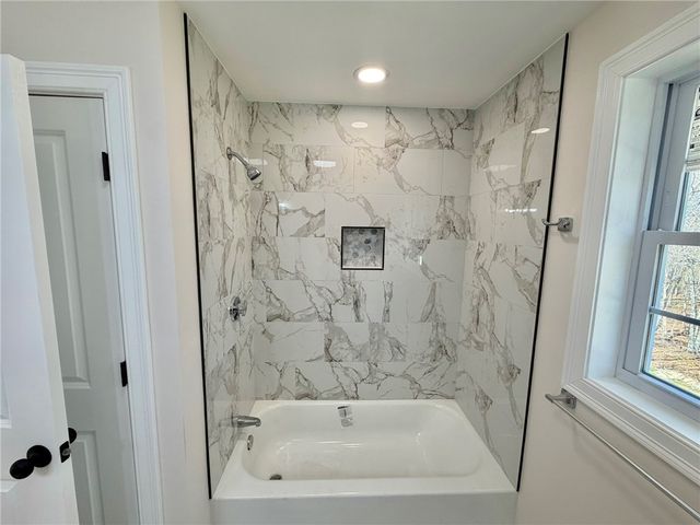 378 Gauthier Drive, Woonsocket, RI 02895