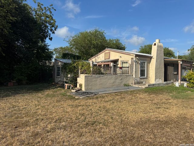 424 Babcock Rd., San Antonio, TX 78201