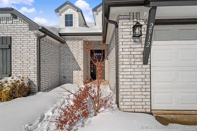 2912 W Charlotte Street, Broken Arrow, OK 74011