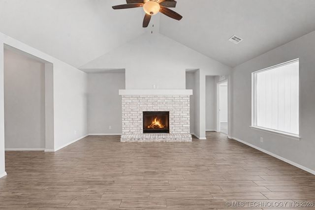 2912 W Charlotte Street, Broken Arrow, OK 74011