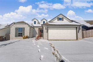 2912 W Charlotte Street, Broken Arrow, OK 74011