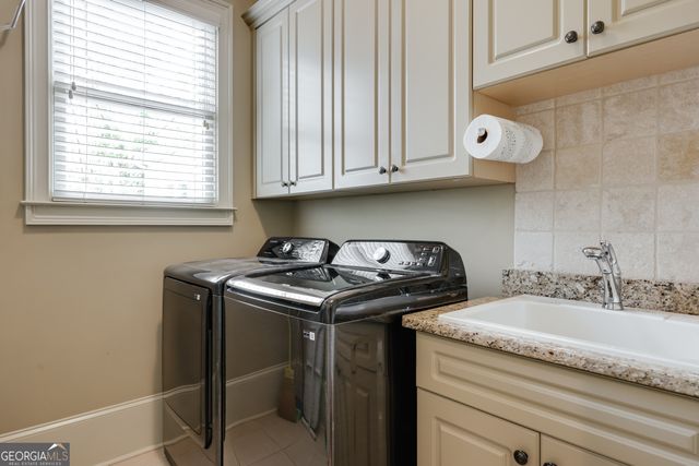 502 Navan Lane, Statham, GA 30666