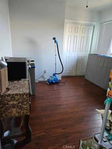 2899 W 14th Street, Los Angeles, CA 90006