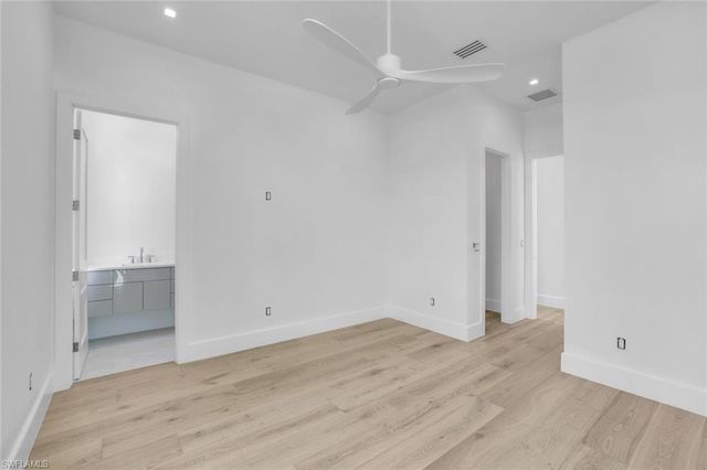 513 92nd AVE N, Naples, FL 34108