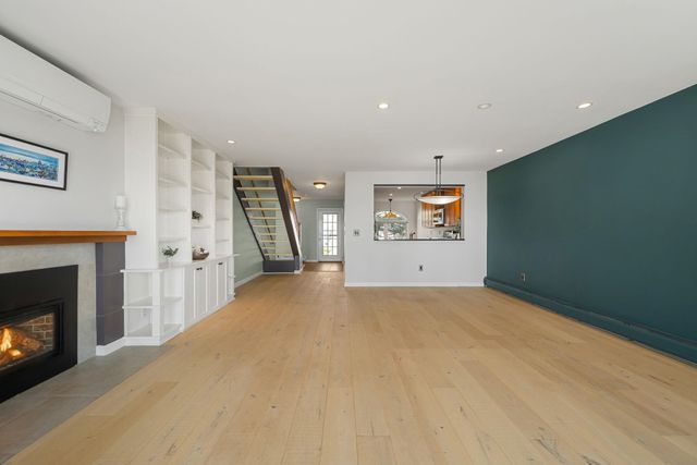 73 Northshore Drive, Burlington, VT 05408