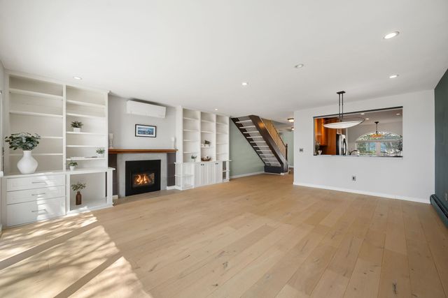73 Northshore Drive, Burlington, VT 05408