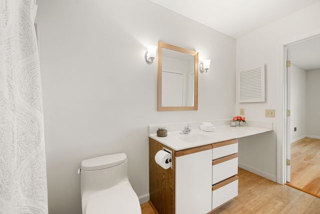73 Northshore Drive, Burlington, VT 05408