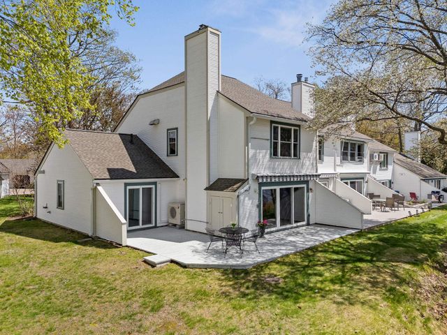 73 Northshore Drive, Burlington, VT 05408