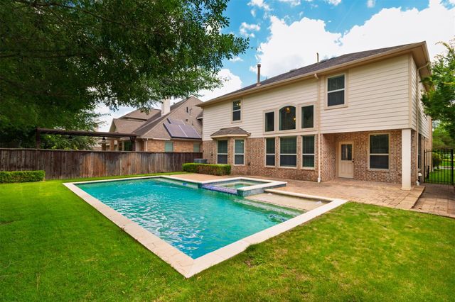 142 Pinto Point Place Place, The Woodlands, TX 77389