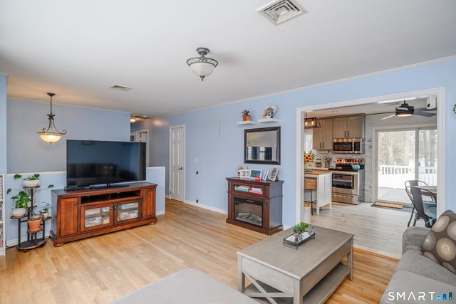 26 Pleasant Street, Bethel, CT 06801
