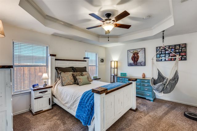 308 Glenview Drive, Aubrey, TX 76227