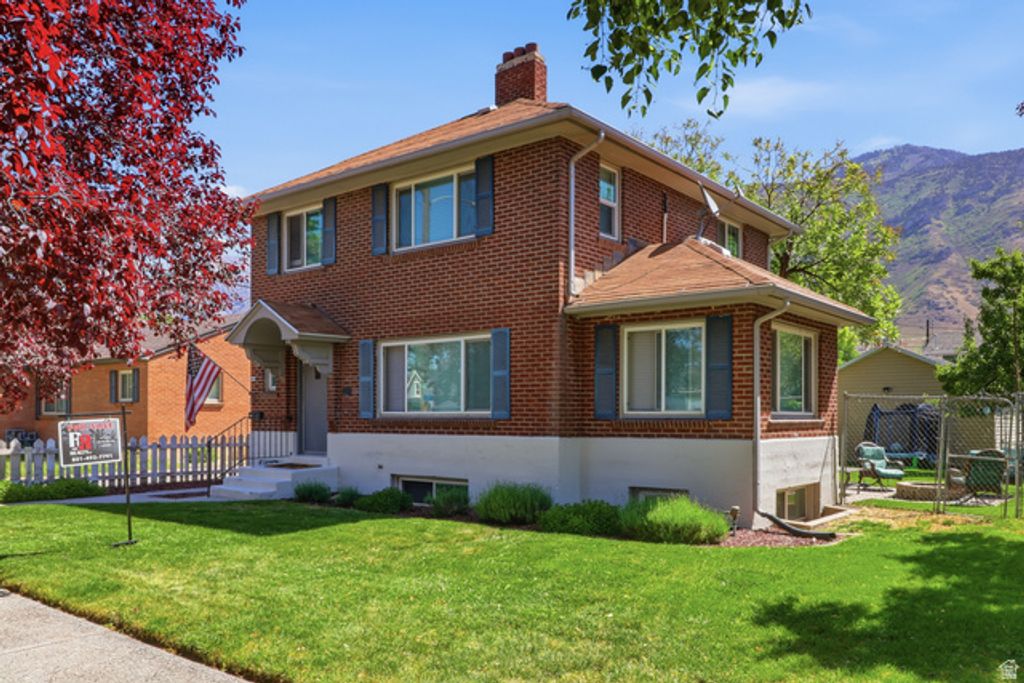 Image 3 of property listing at 355 S 500 E, Provo, UT 84606