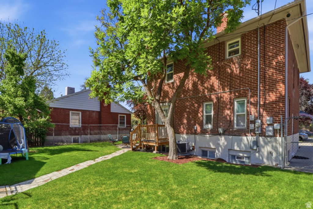 Image 5 of property listing at 355 S 500 E, Provo, UT 84606