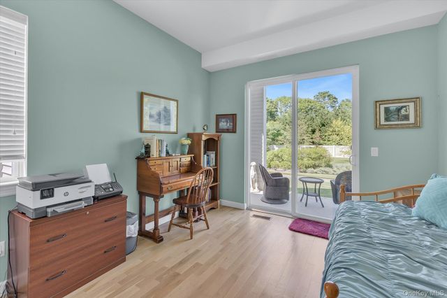 35 Winter Place, East Northport, NY 11731