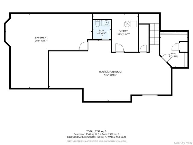 35 Winter Place, East Northport, NY 11731