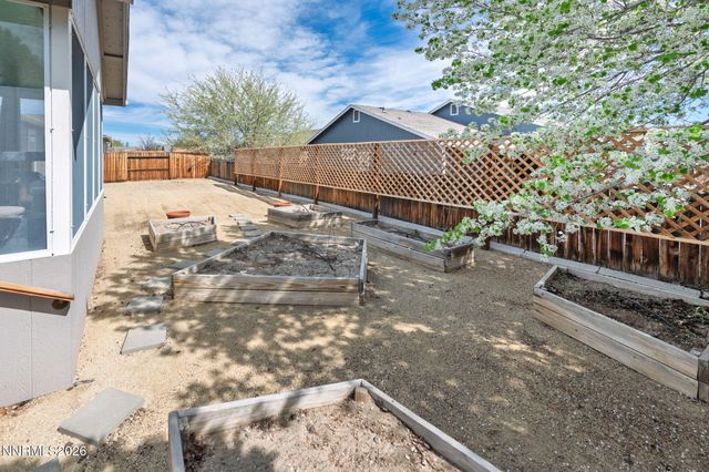 794 Karry Way, Fallon, NV 89406