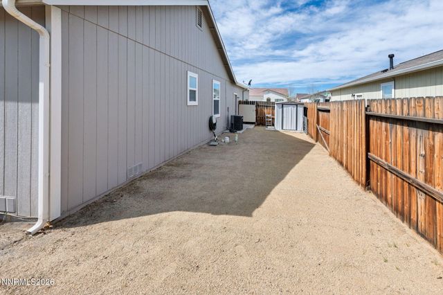 794 Karry Way, Fallon, NV 89406