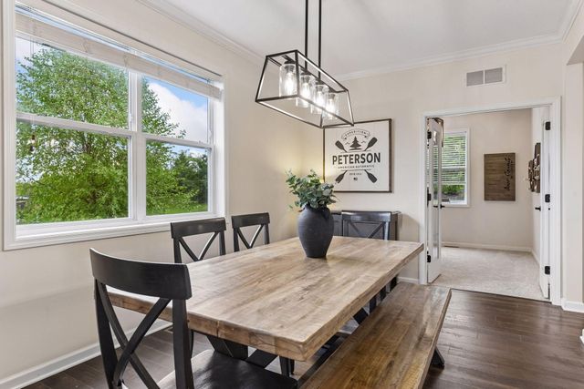 2442 Lacy Lane, Victoria, MN 55386