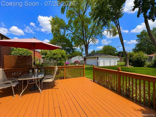9100 Brentwood Street, Livonia, MI 48150