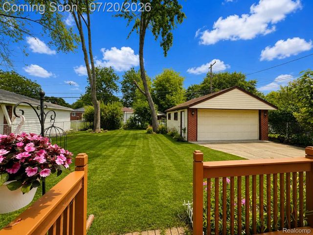 9100 Brentwood Street, Livonia, MI 48150
