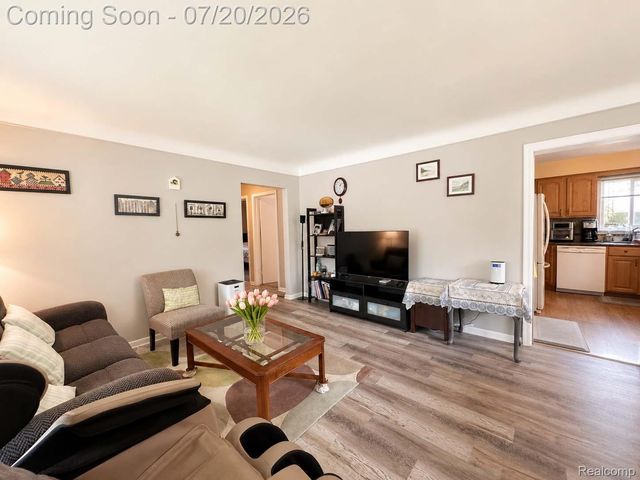 9100 Brentwood Street, Livonia, MI 48150