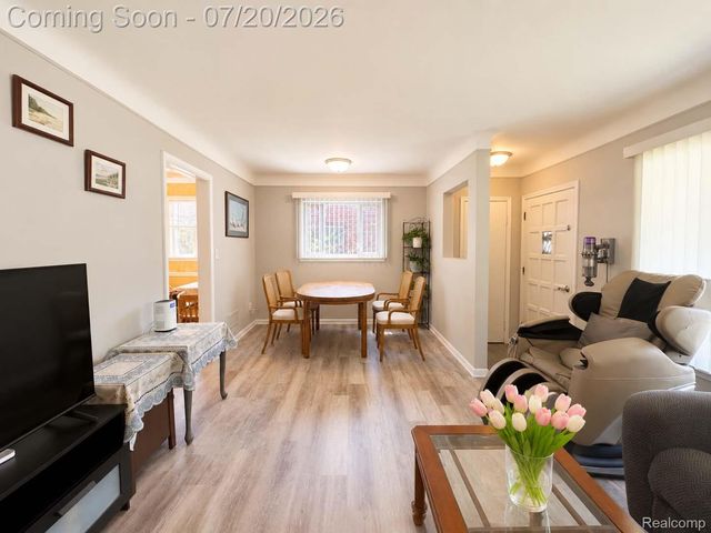 9100 Brentwood Street, Livonia, MI 48150
