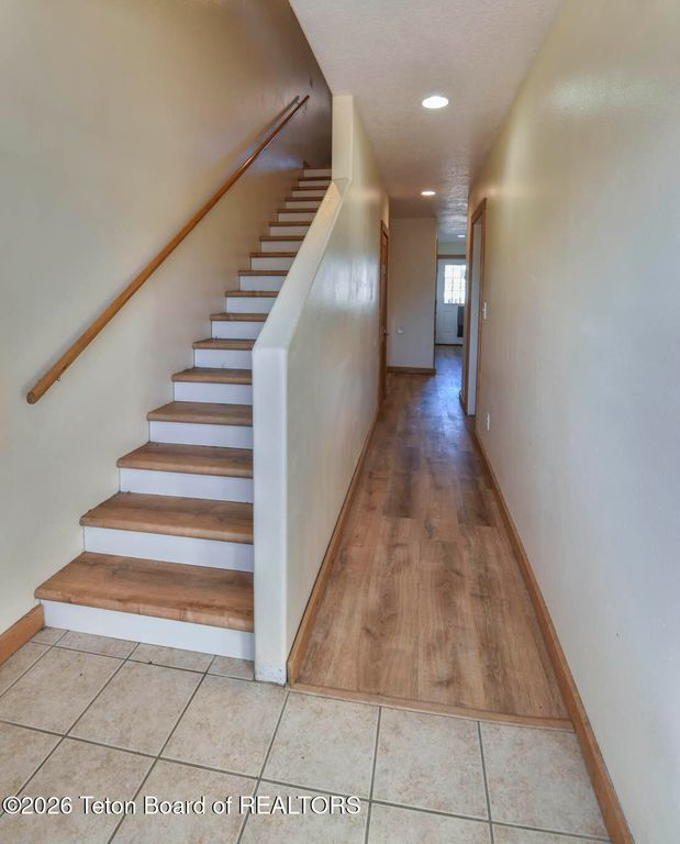378 COLE Avenue, Pinedale, WY 82941 photo 3