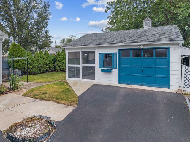 179 Mitchell Street, Manchester, NH 03103