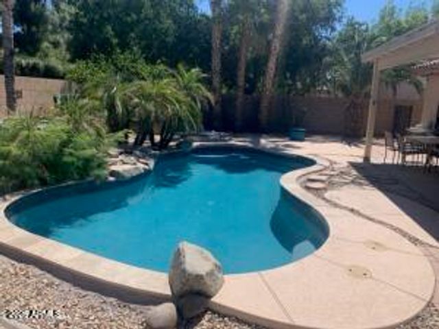 13264 W EDGEMONT Avenue, Goodyear, AZ 85395