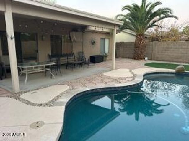 13264 W EDGEMONT Avenue, Goodyear, AZ 85395