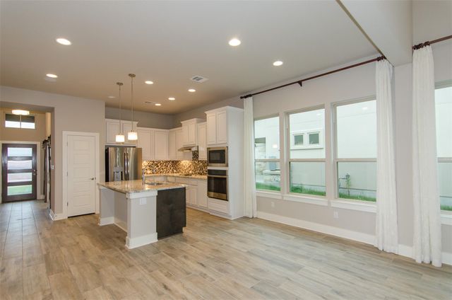 961 Centerra Hills CIR, Round Rock, TX 78665