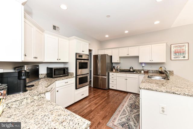 43478 GOLDEN MEADOW CIR, Ashburn, VA 20147