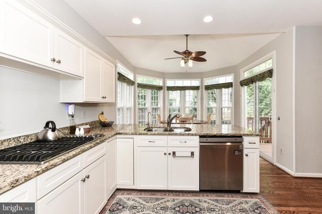 43478 GOLDEN MEADOW CIR, Ashburn, VA 20147