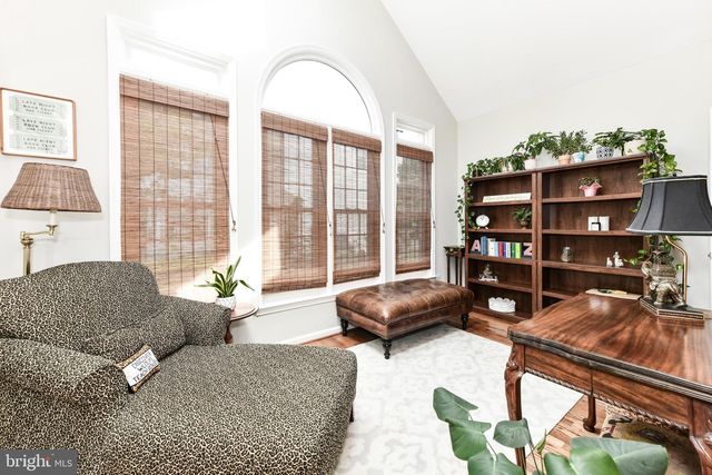 43478 GOLDEN MEADOW CIR, Ashburn, VA 20147