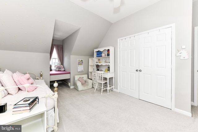 43478 GOLDEN MEADOW CIR, Ashburn, VA 20147