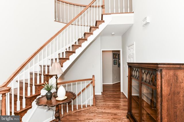 43478 GOLDEN MEADOW CIR, Ashburn, VA 20147