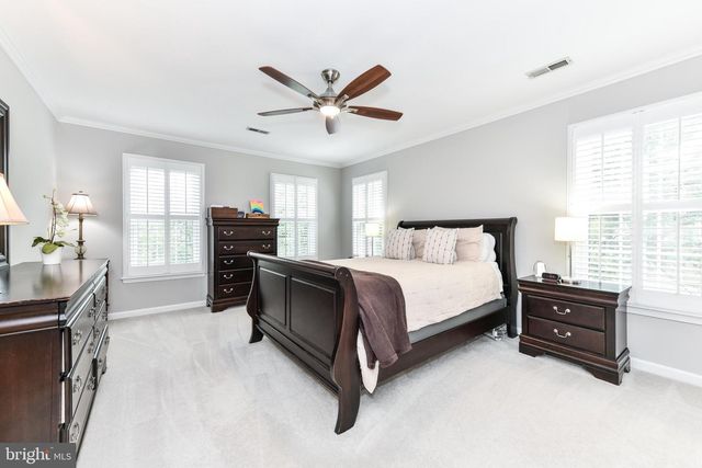 43478 GOLDEN MEADOW CIR, Ashburn, VA 20147
