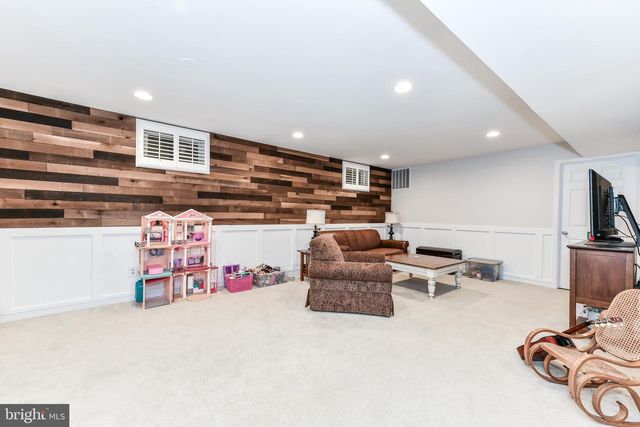 43478 GOLDEN MEADOW CIR, Ashburn, VA 20147