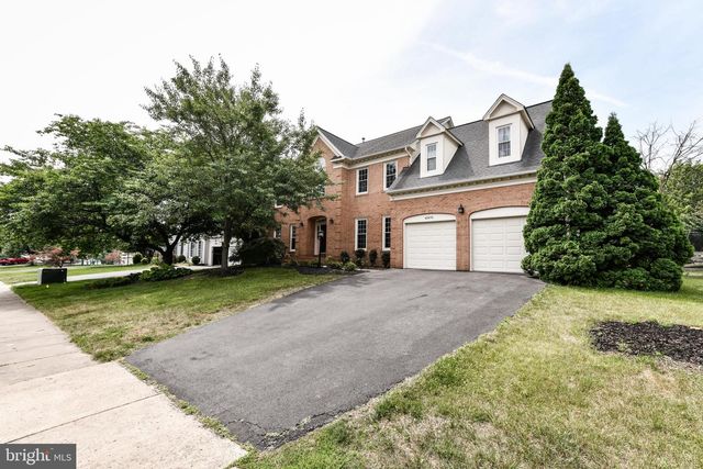 43478 GOLDEN MEADOW CIR, Ashburn, VA 20147