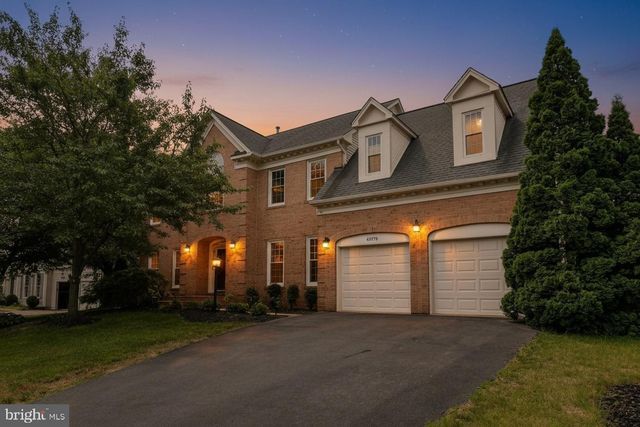 43478 GOLDEN MEADOW CIR, Ashburn, VA 20147
