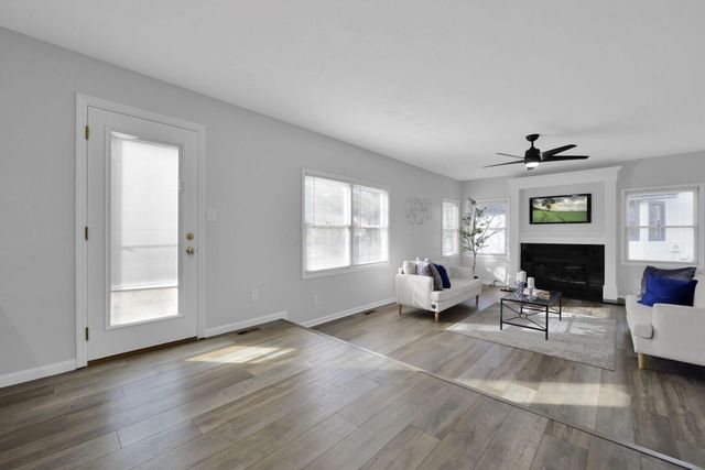 3419 River Landings Boulevard, Hilliard, OH 43026