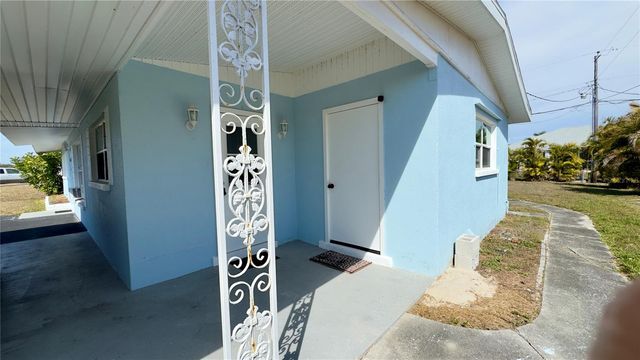 420 GREENWICH AVENUE NW, Port Charlotte, FL 33952